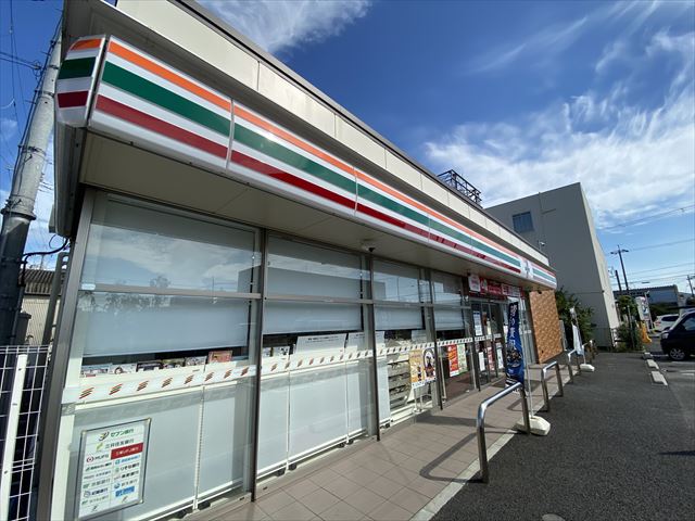 コンビニ　セブンイレブン八尾南本町1丁目店（コンビニ）まで253m