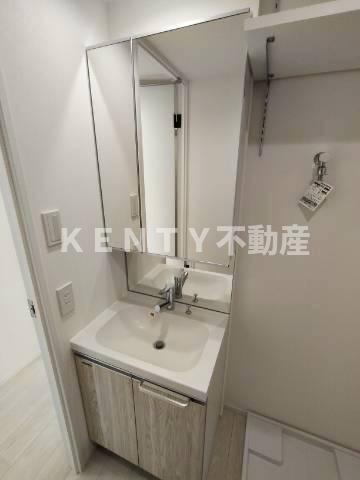 洗面設備　広い洗面スペース