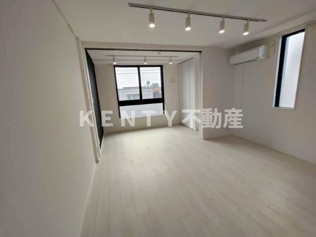 居室・リビング　ゆったりとした居間です