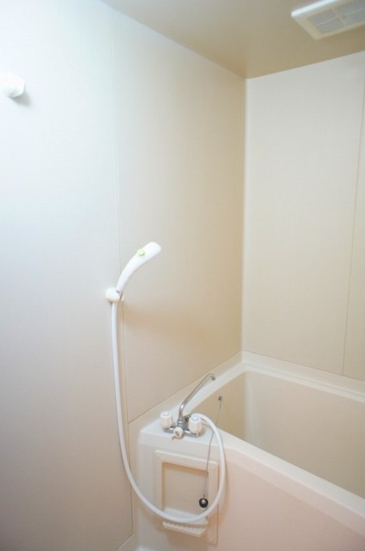 バス・シャワールーム　図面と現状に相違がある場合には現状を優先