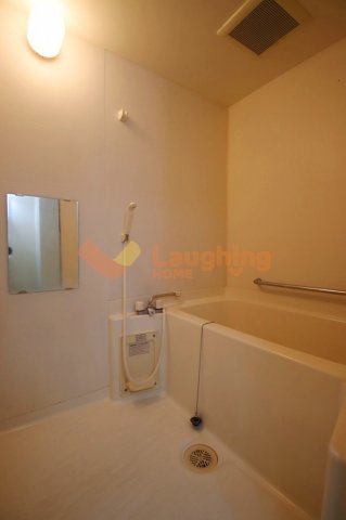 バス・シャワールーム　お風呂です