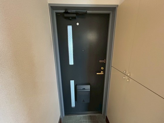 玄関　※別号室の写真です