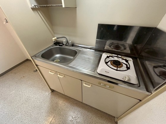 キッチン　※別号室の写真です