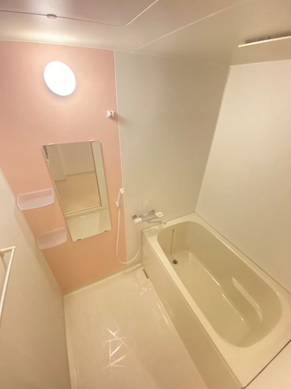 バス・シャワールーム　きれいなお風呂です