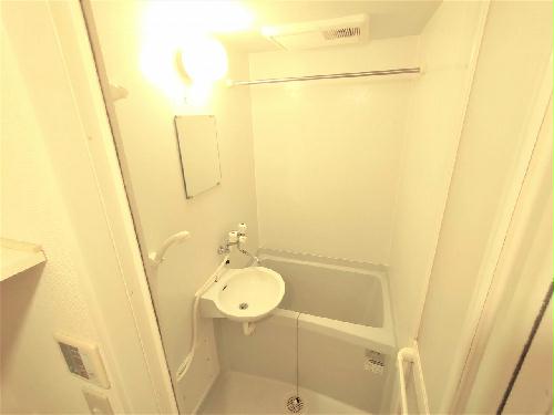 バス・シャワールーム　設備・仕様は号室により異なる為、現況を優先致します。