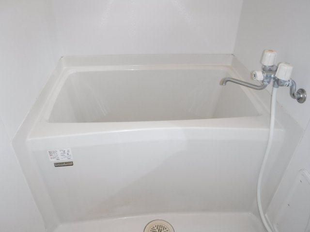 バス・シャワールーム　他のお部屋の参考写真となります。