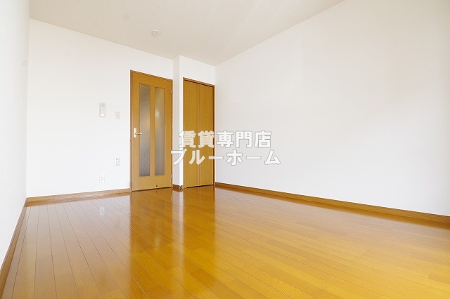 その他　洋室の別アングルです！