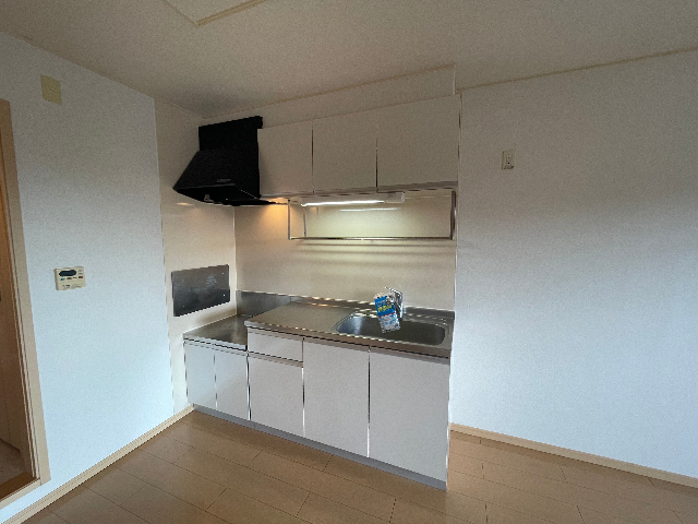 キッチン　２口ガスコンロの設置できる段落ちキッチン