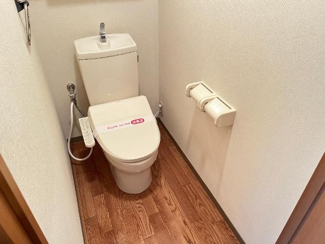 トイレ　トイレ