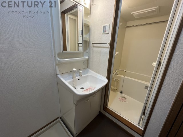 洗面設備　洗髪洗面化粧台付き♪