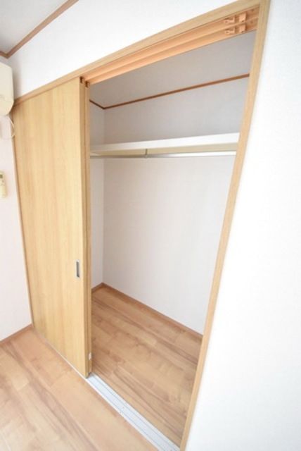 収納　201号室参考写真