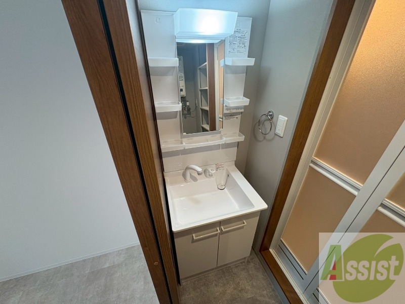 洗面設備　シャンプードレッサーで身支度もラクラクです！