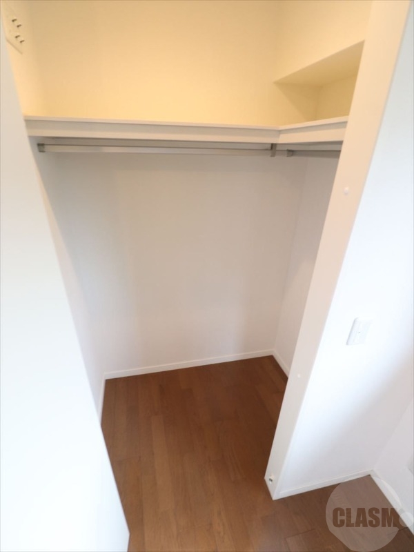 収納　ウォークインクローゼット