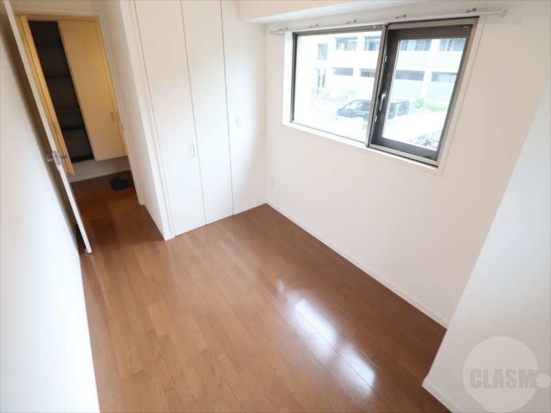 その他部屋・スペース　５．３帖の洋室です