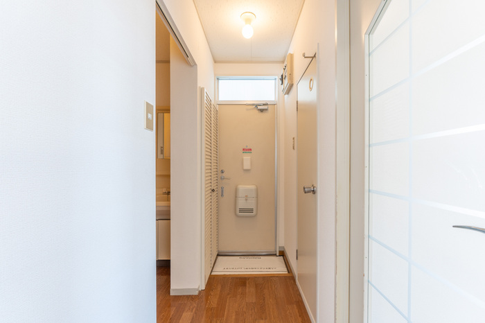 玄関　落ち着いた玄関です