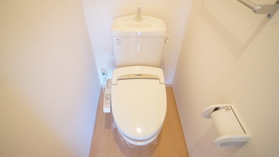 トイレ　シャワー付きトイレ