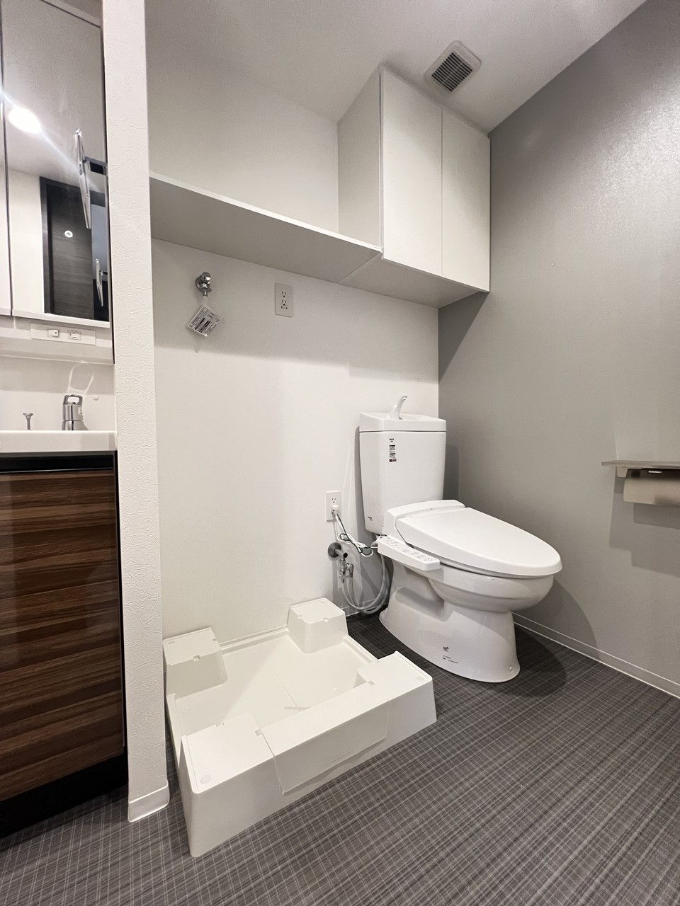 トイレ　※同物件、別部屋の写真です。