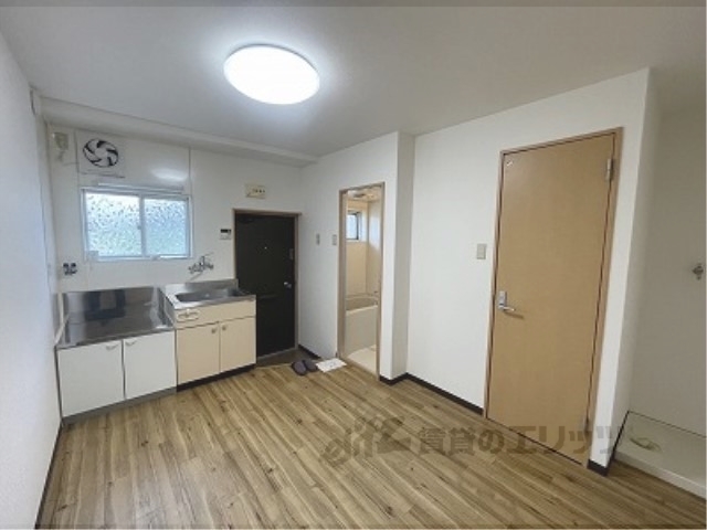 居室・リビング　リビング