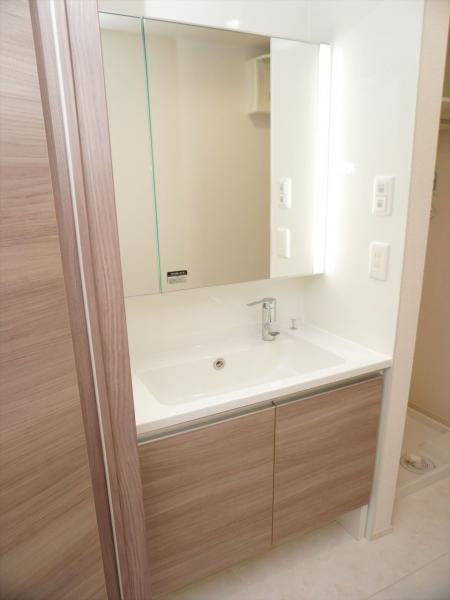 洗面設備　洗面所