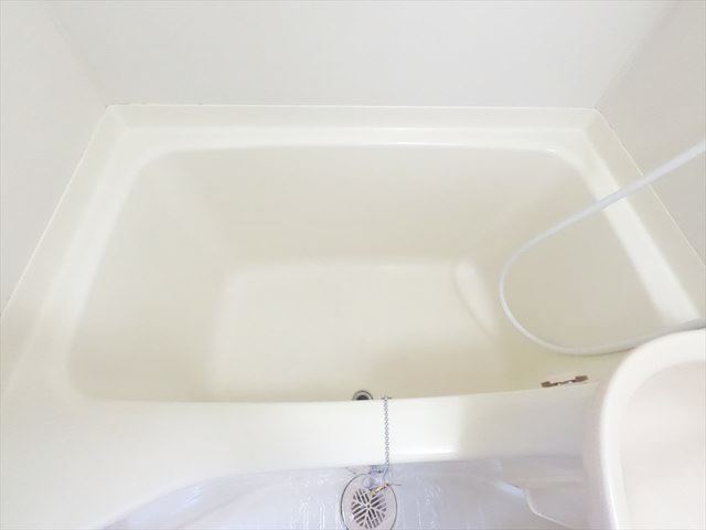 バス・シャワールーム　浴槽