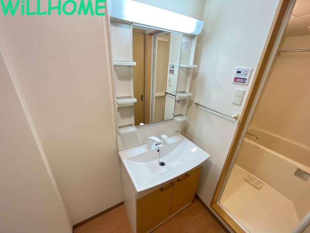 洗面設備　洗髪洗面化粧台