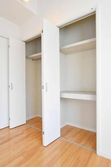 その他設備　★★たっぷり収納できるおおがたくろ★★