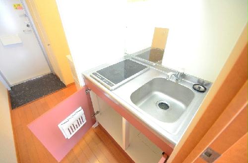 キッチン　設備仕様は号室により異なる為、現況を優先致します