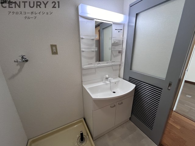 洗面設備　洗髪洗面化粧台付き♪