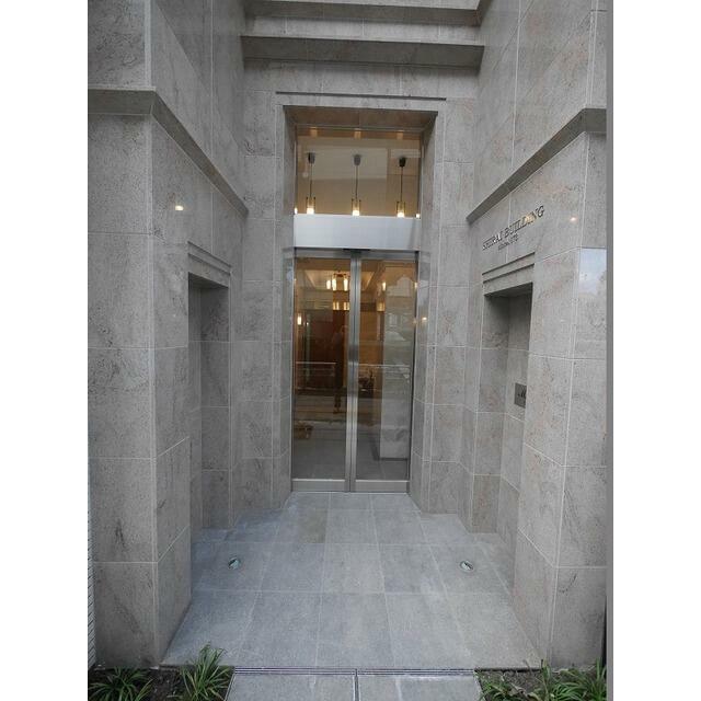 エントランス　エントランス入口