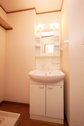 洗面設備　コーポ・エイティA棟104号室