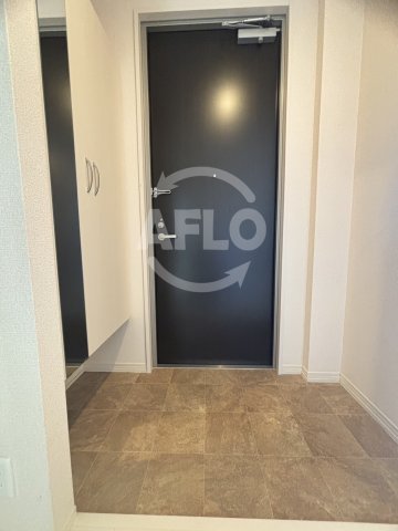 玄関　RED SUN　玄関