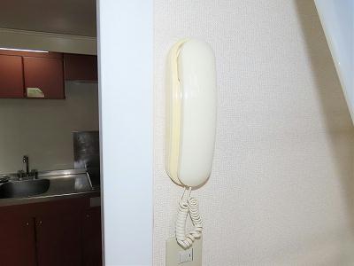 セキュリティ　インターホンあり