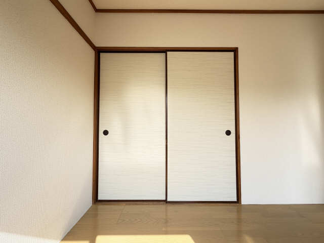 洗面設備　南西洋間