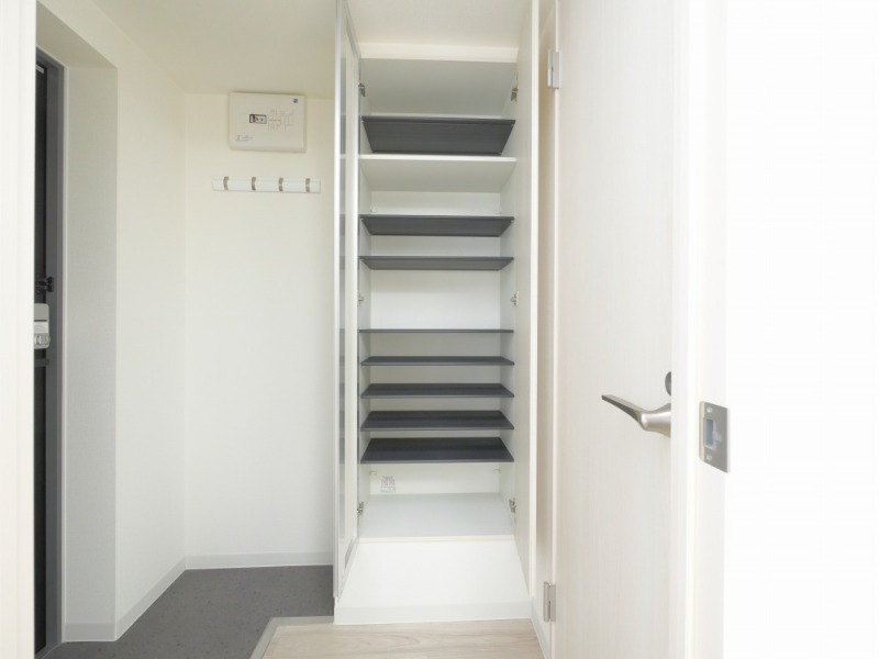 玄関　玄関スペースでございます！