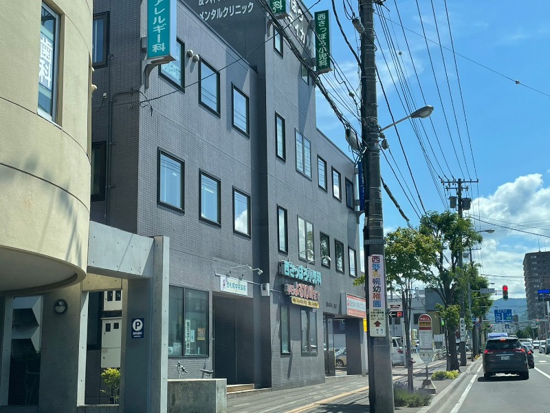 病院　西さっぽろメディカルビル（病院）まで436m