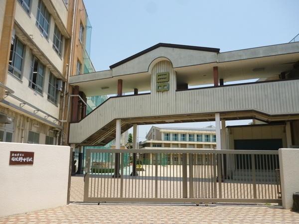 中学校　名古屋市立日比野中学校（中学校）まで397m