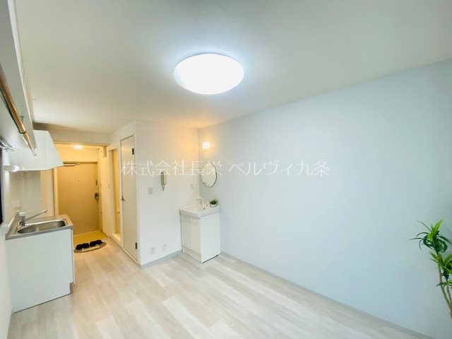 居室・リビング　201号室/2023.11.13時点