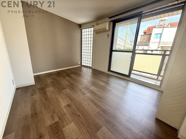 居室・リビング　エアコン付きで初期費用を抑えたい方にもおすすめです。