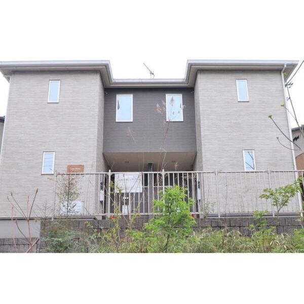 建物外観　2014年築の大手施工アパート♪全部屋角部屋♪