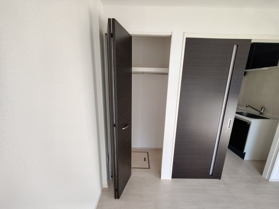 収納　※別部屋の写真です