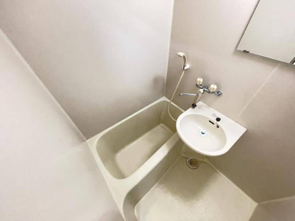 バス・シャワールーム　浴室