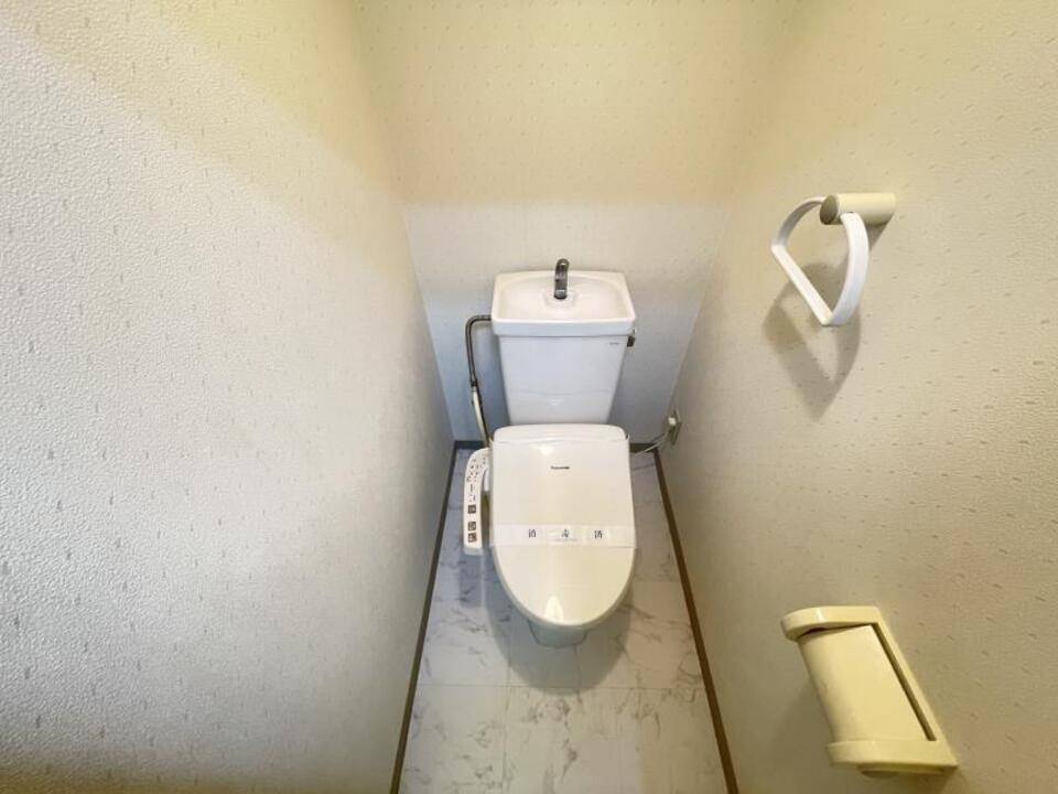 トイレ　トイレ