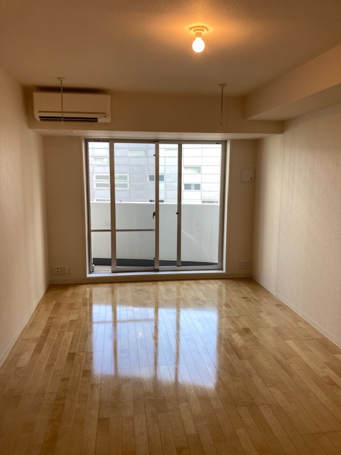 居室・リビング　同タイプのお写真です