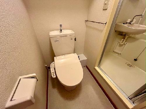 トイレ　設備・仕様は号室により異なる為、現状を優先いたします。