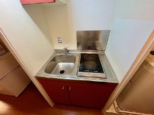 キッチン　設備・仕様は号室により異なる為、現状を優先いたします。