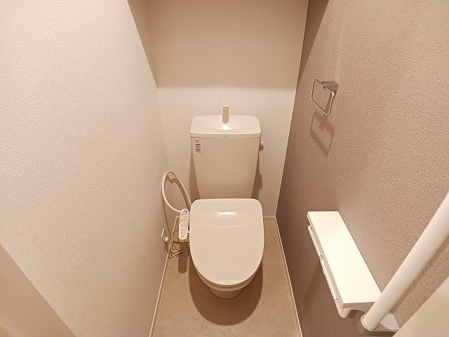 トイレ　コンパクトで使いやすいトイレです