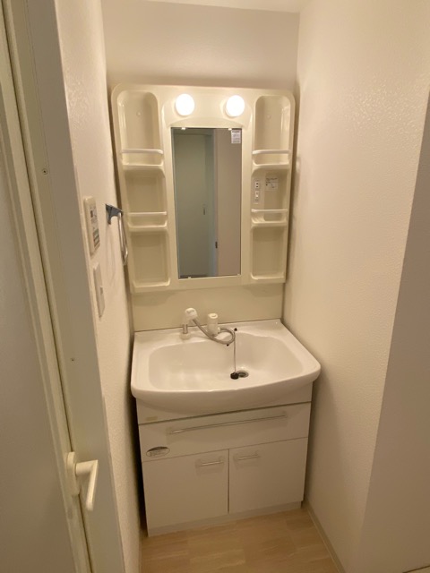 洗面設備　独立洗面化粧台付き☆