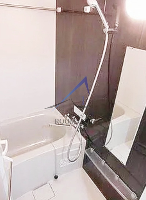 バス・シャワールーム　お風呂です。