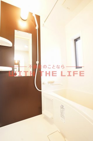 バス・シャワールーム　落ち着いた空間のお風呂です※現状優先