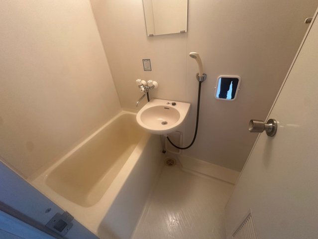 バス・シャワールーム　レジデンス藤